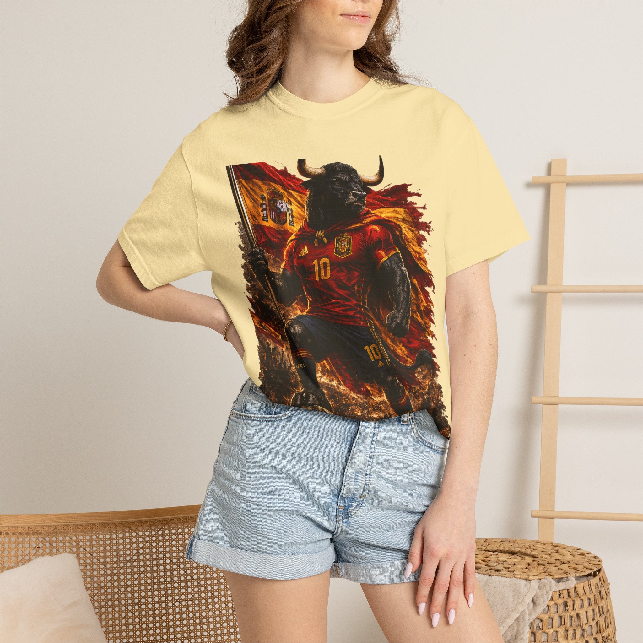 Spain Bull Soccer T-Shirt – España Football Fan Graphic Tee